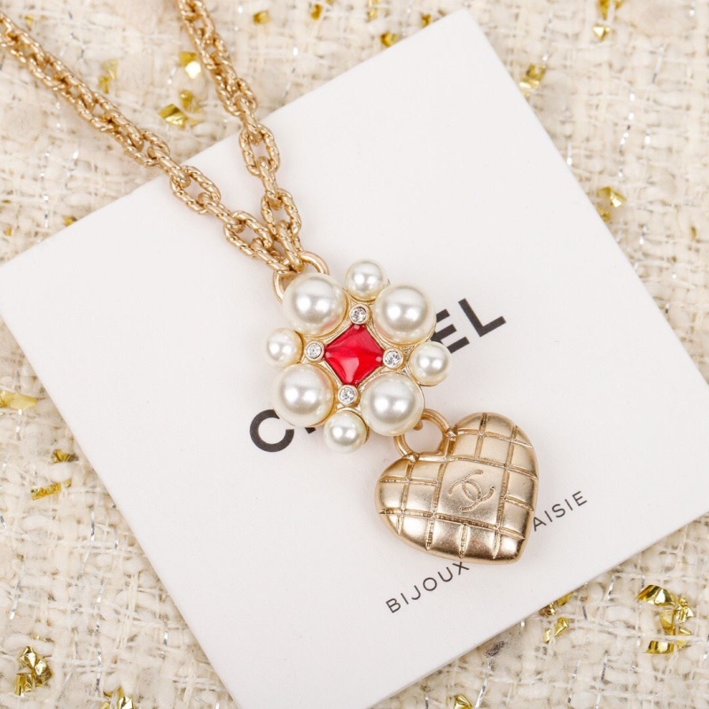 Chanel Necklaces